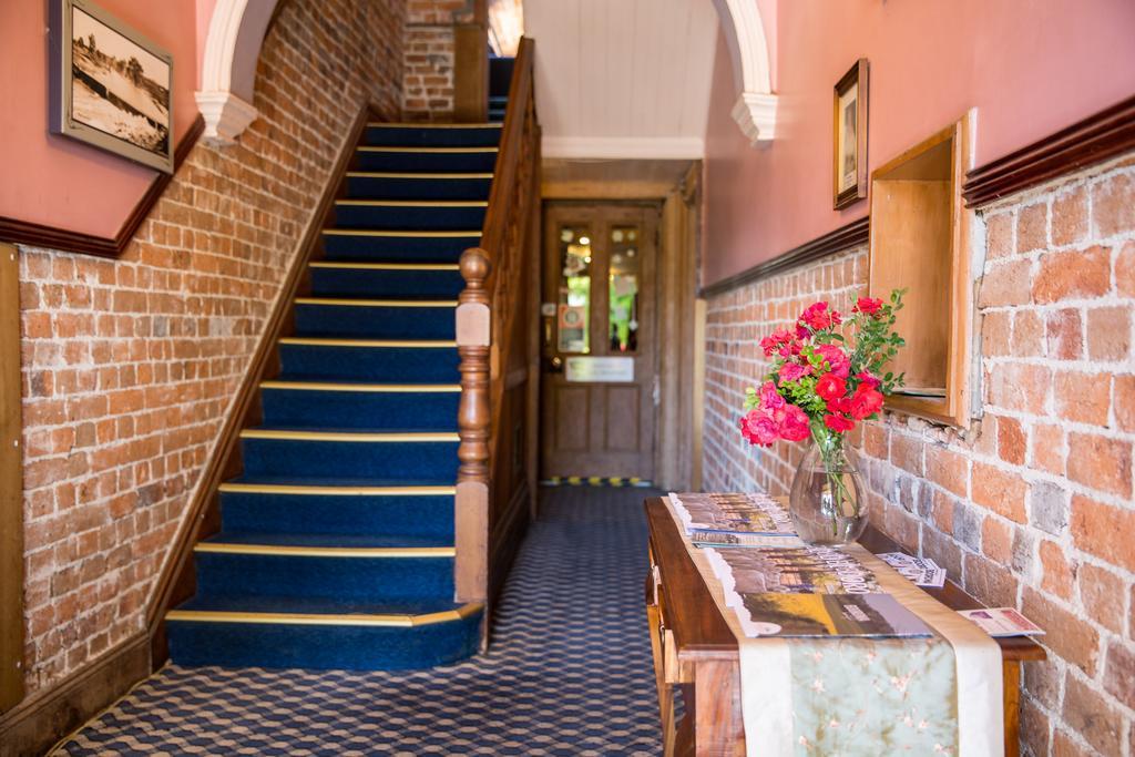 Boorowa Hotel Екстер'єр фото