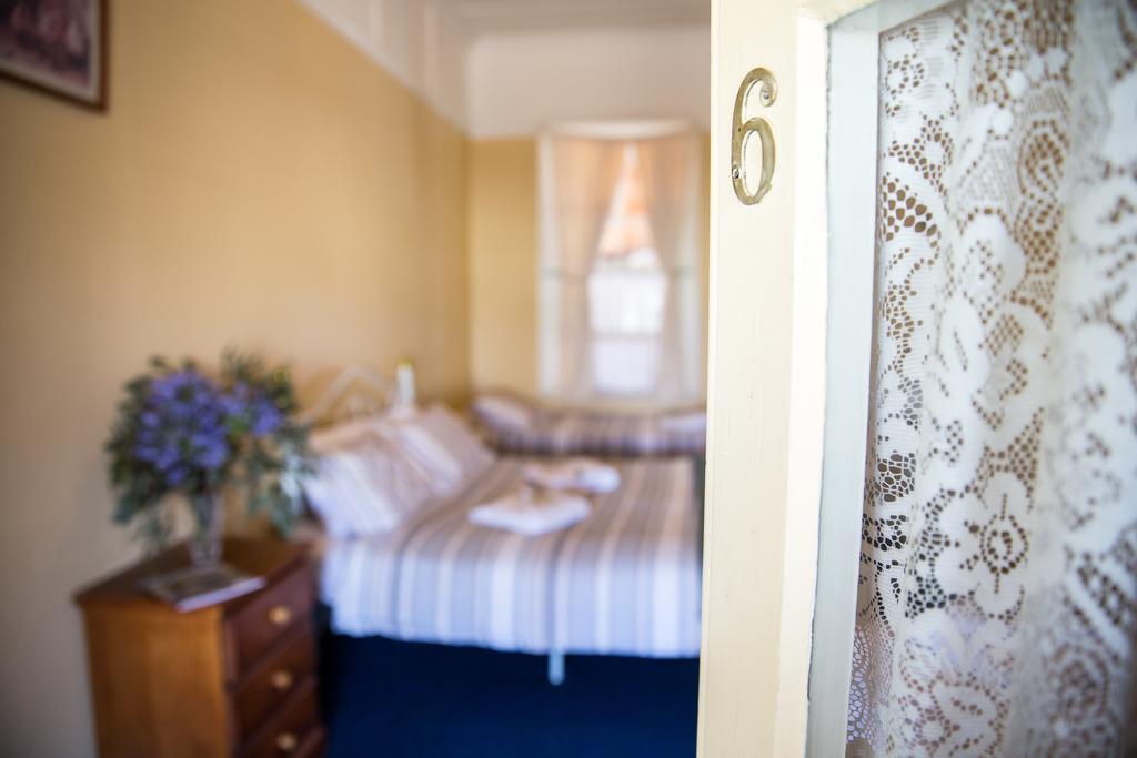 Boorowa Hotel Екстер'єр фото