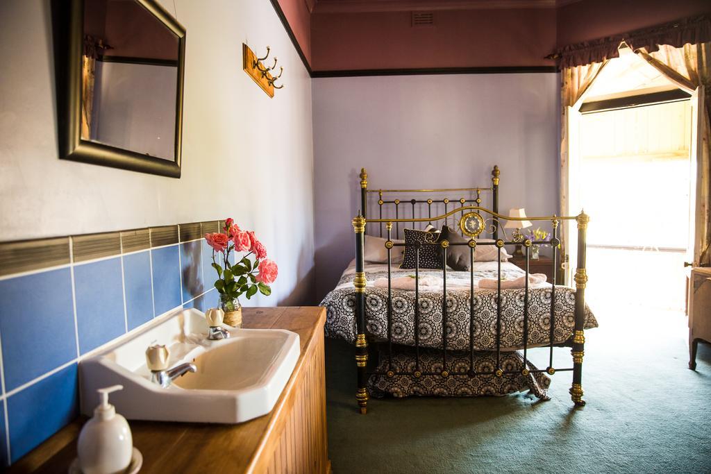 Boorowa Hotel Екстер'єр фото